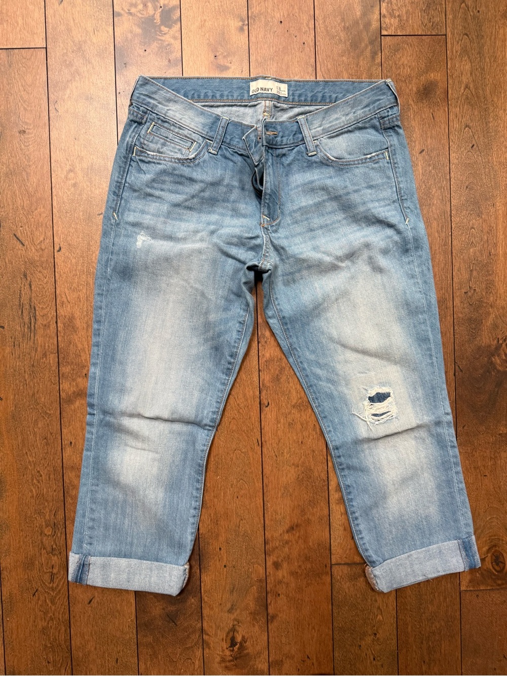Old Navy Light Wash Distressed Boyfriend Crop Jeans